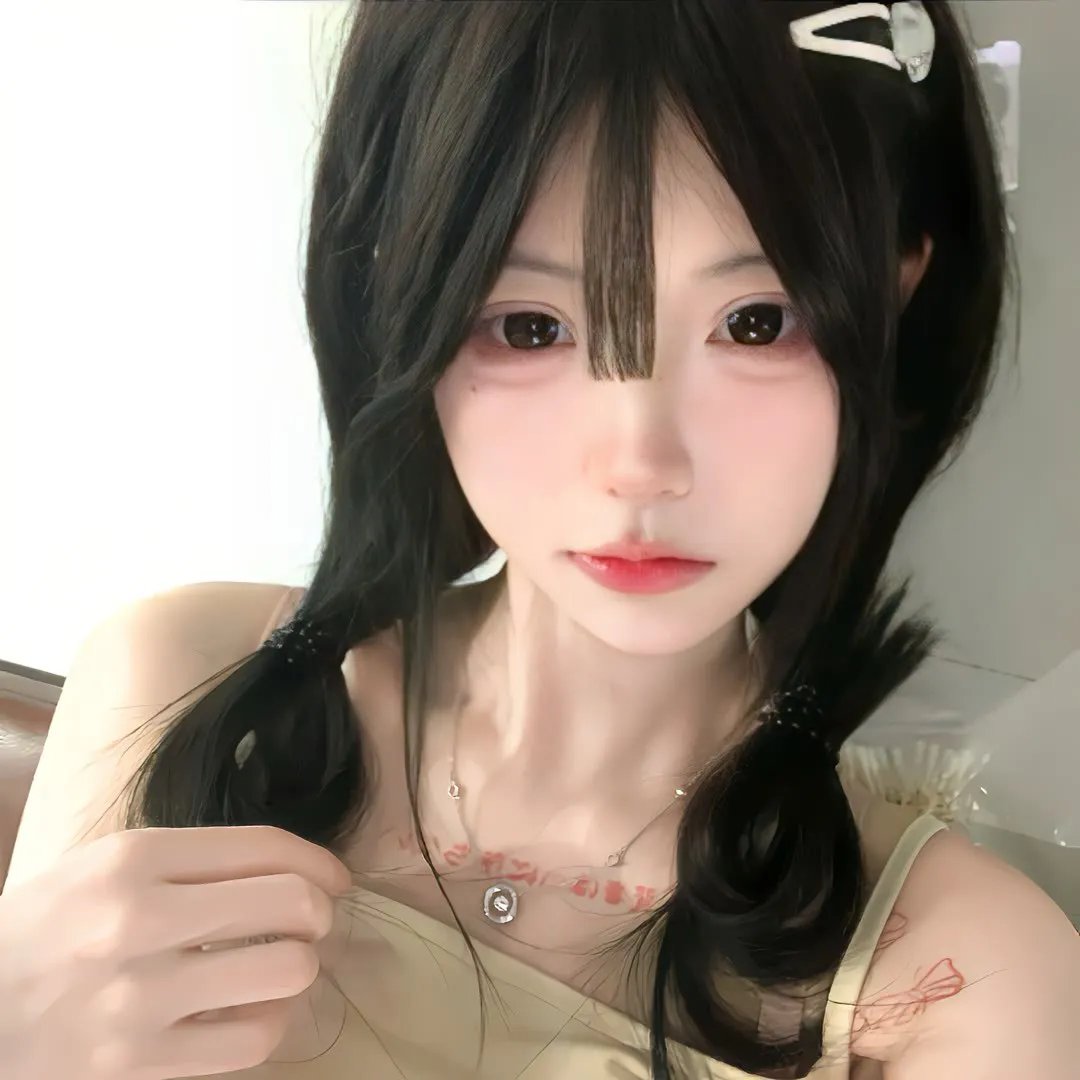 金爪女郎